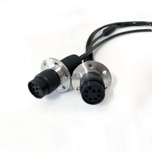 Conector Subaquático de 8 Pinos UC 1053