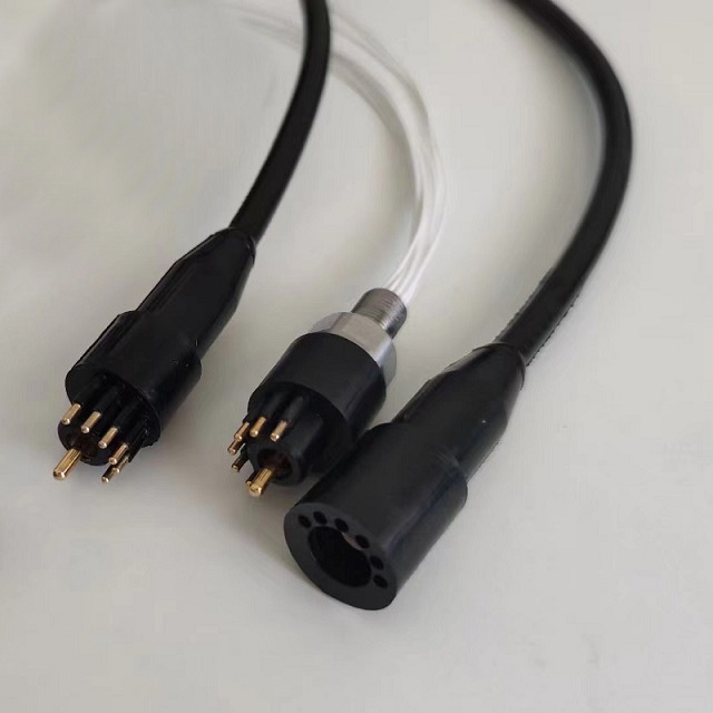 Conector Subaquático Seacon de 7 Pinos UC 1059