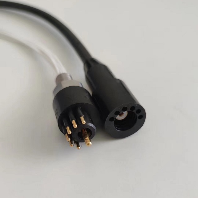 Conector Subaquático Seacon de 7 Pinos UC 1059